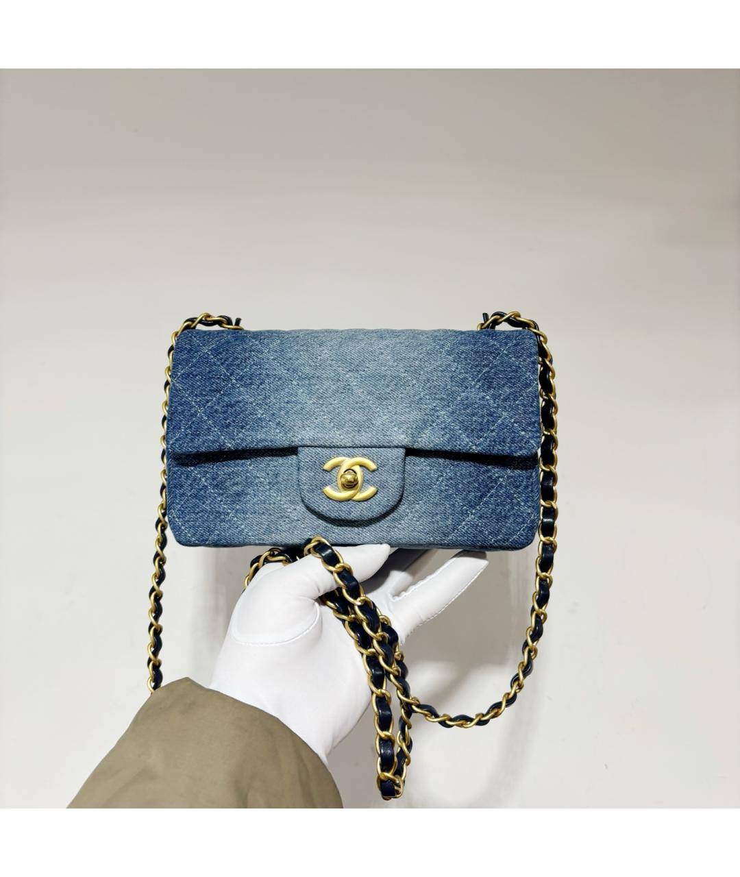 CHANEL Голубая деним сумка через плечо, фото 2
