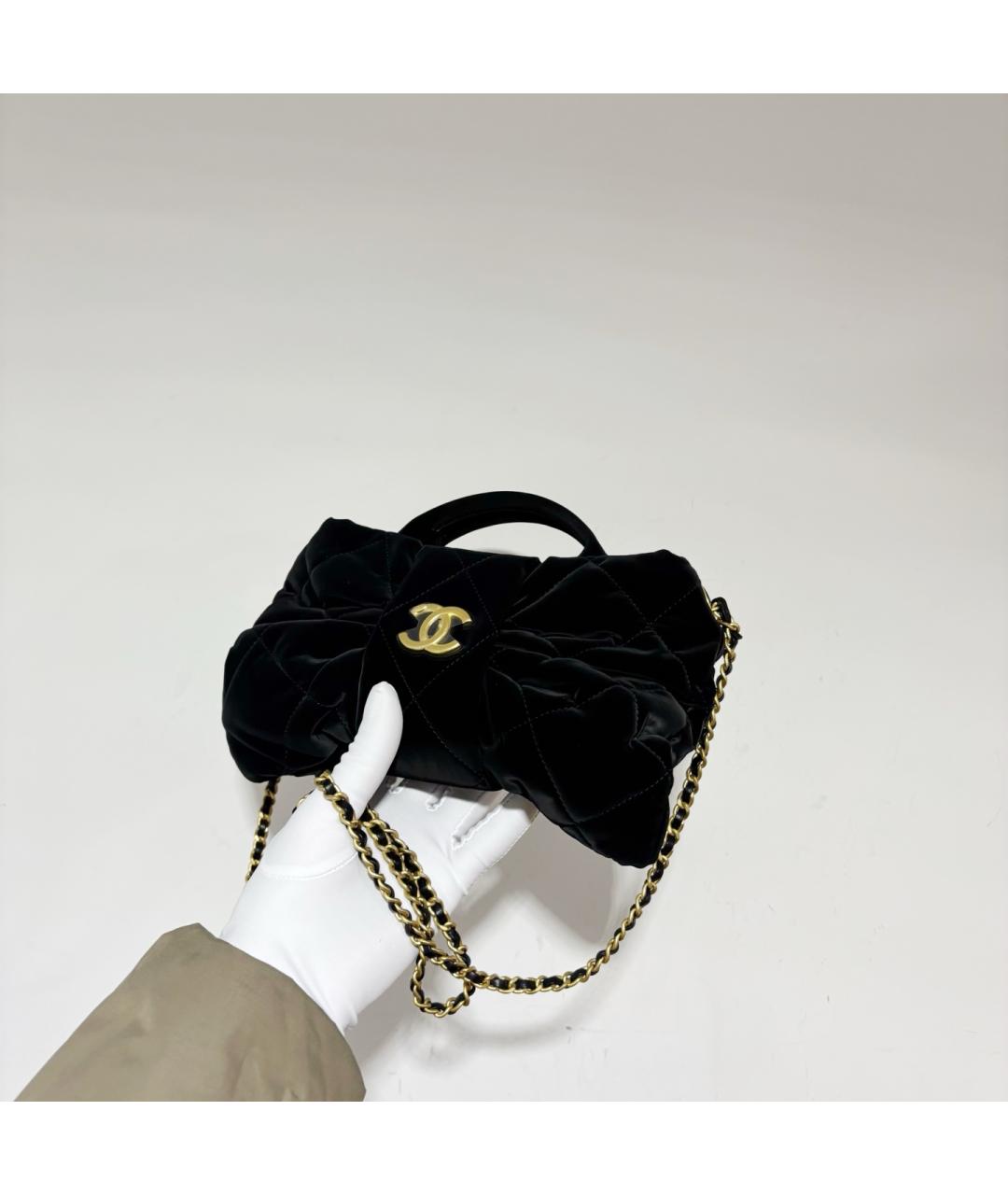 CHANEL Черная бархатная сумка с короткими ручками, фото 2