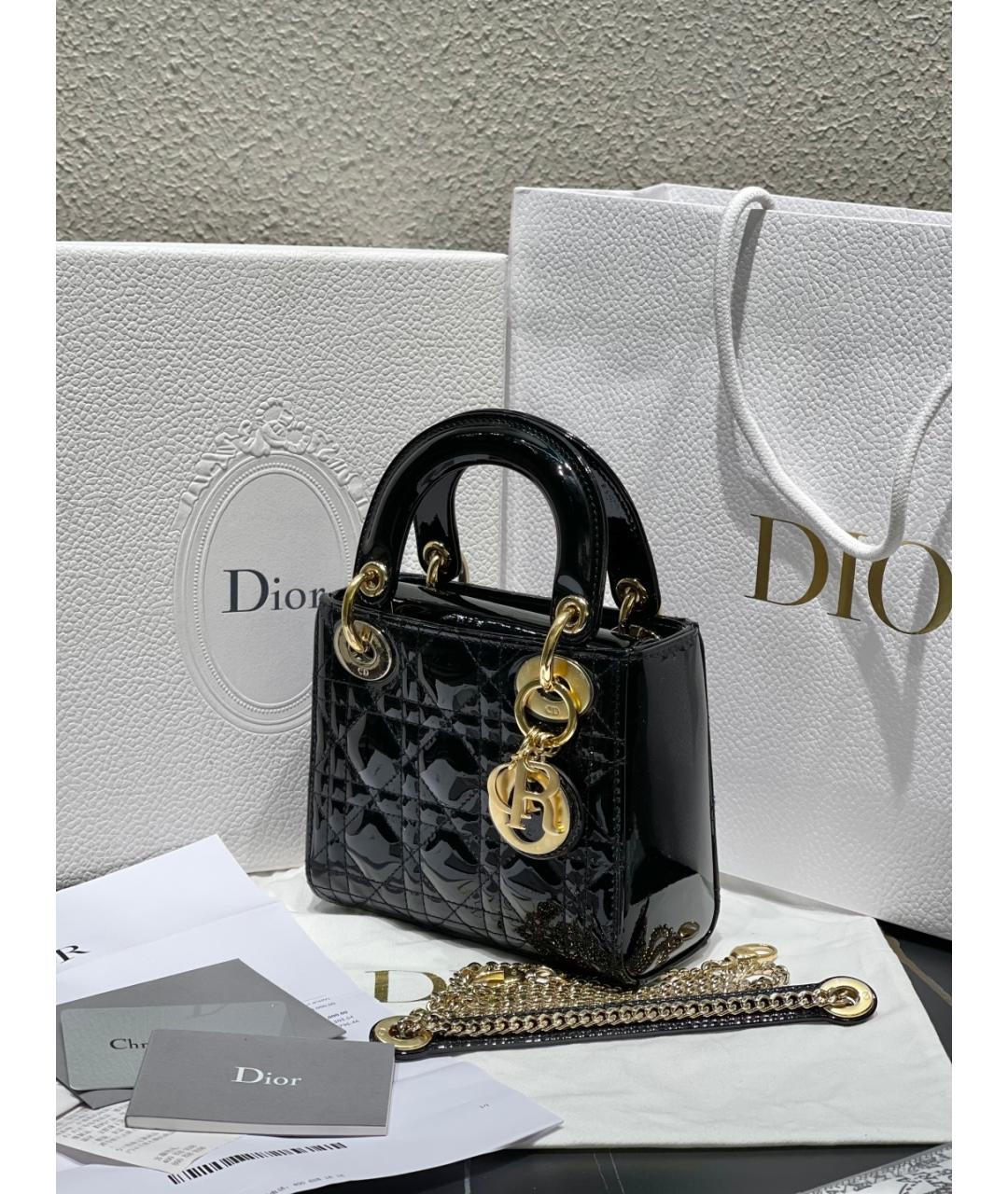 CHRISTIAN DIOR Черная сумка с короткими ручками из лакированной кожи, фото 4