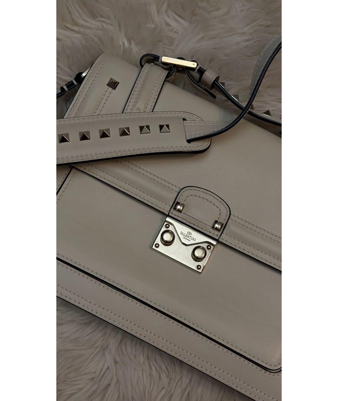 VALENTINO Белая кожаная сумка через плечо, фото 5
