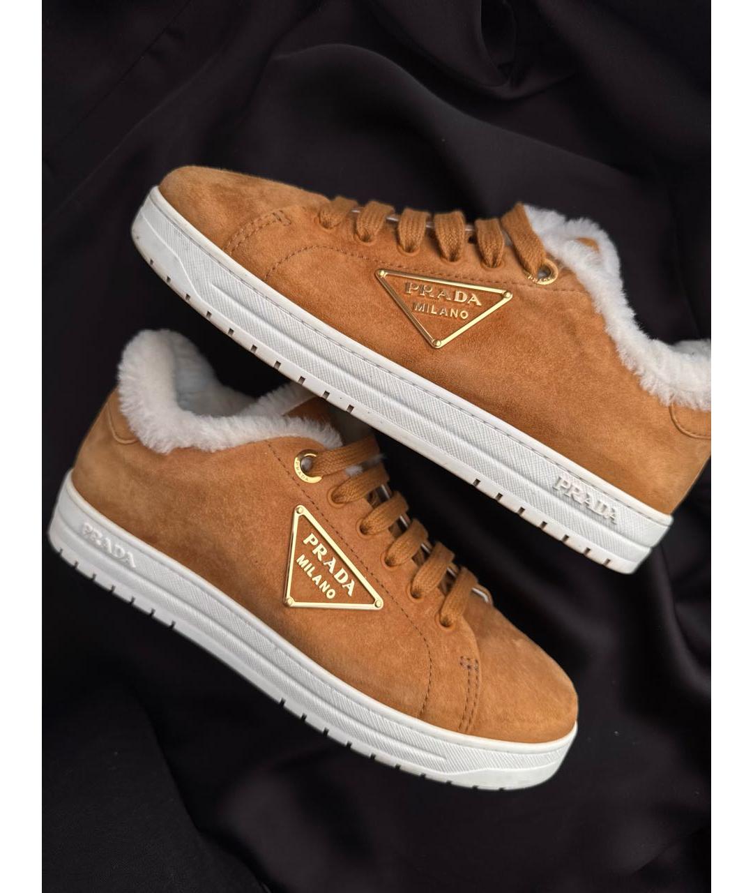 PRADA Коричневые замшевые кеды, фото 2