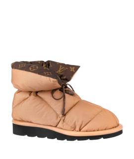 LOUIS VUITTON Ботинки