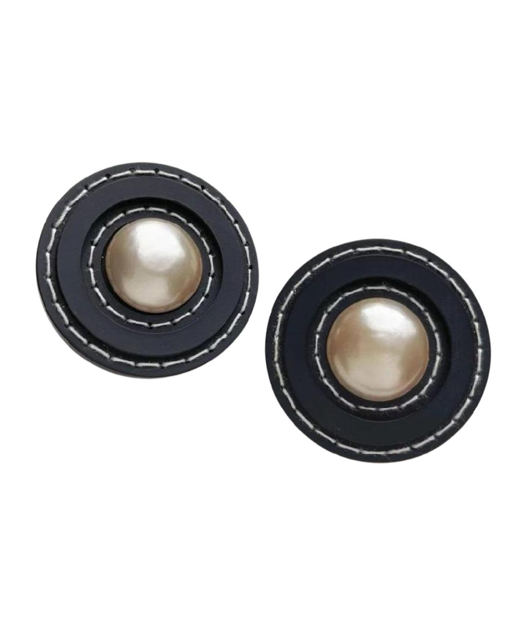 CHANEL Черные клипсы, фото 1