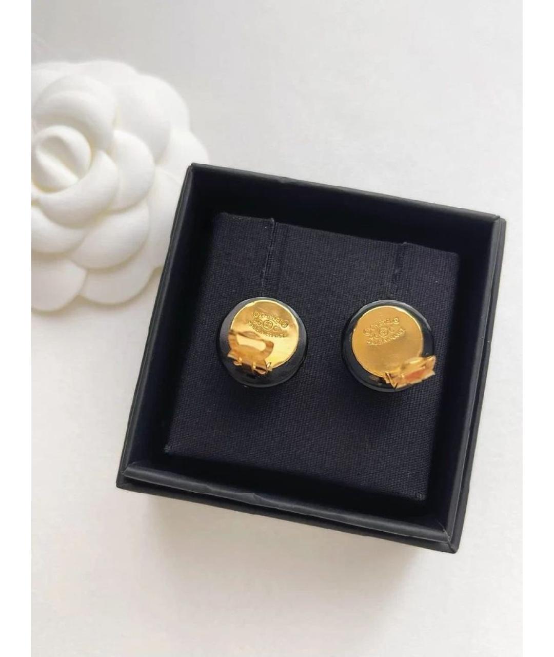 CHANEL Черные клипсы, фото 4