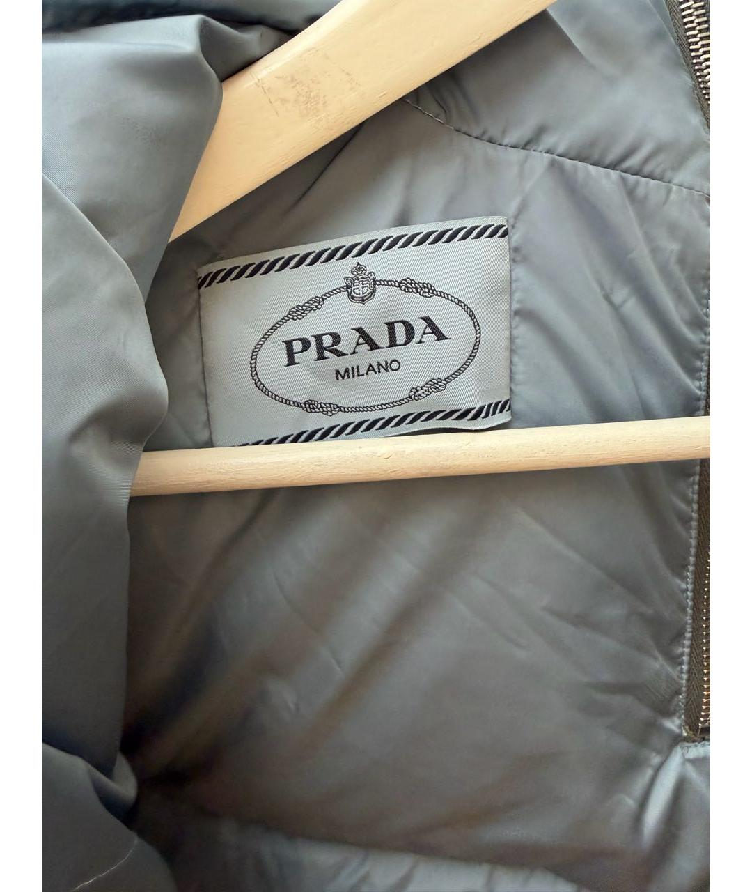 PRADA Серый полиэстеровый пуховик, фото 6