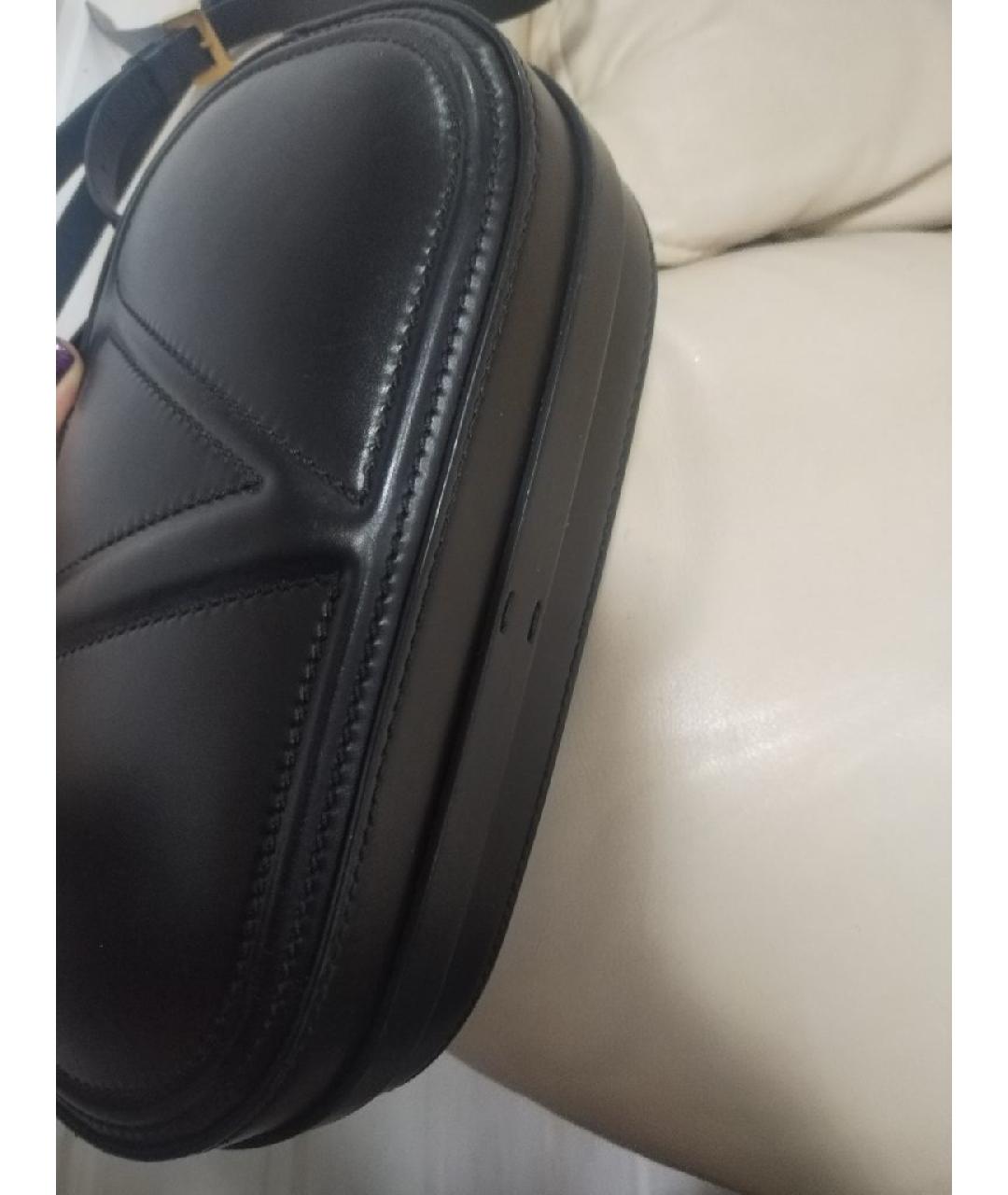 VALENTINO Черная кожаная сумка через плечо, фото 5