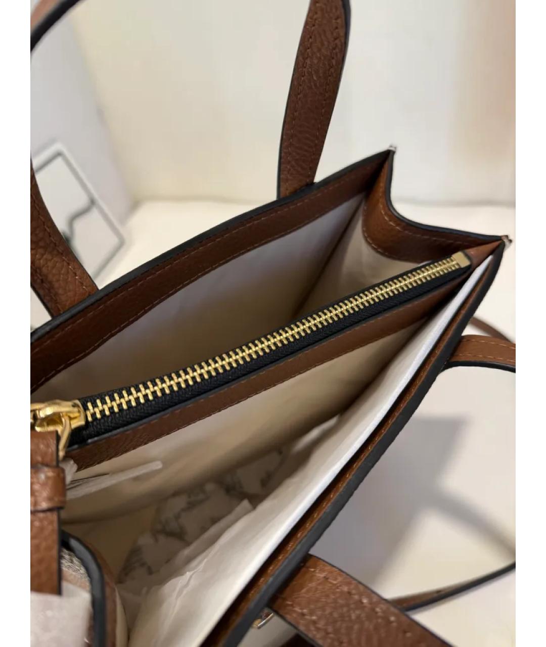 MARC JACOBS Бежевая кожаная сумка с короткими ручками, фото 4