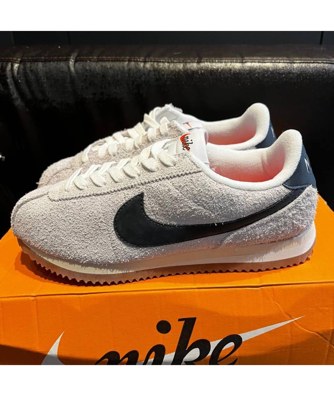 NIKE Белые замшевые кроссовки, фото 4