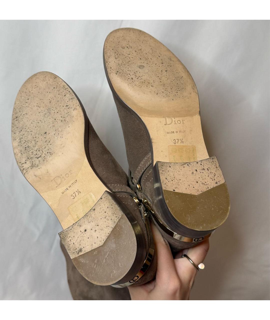 CHRISTIAN DIOR Бежевые замшевые сапоги, фото 6