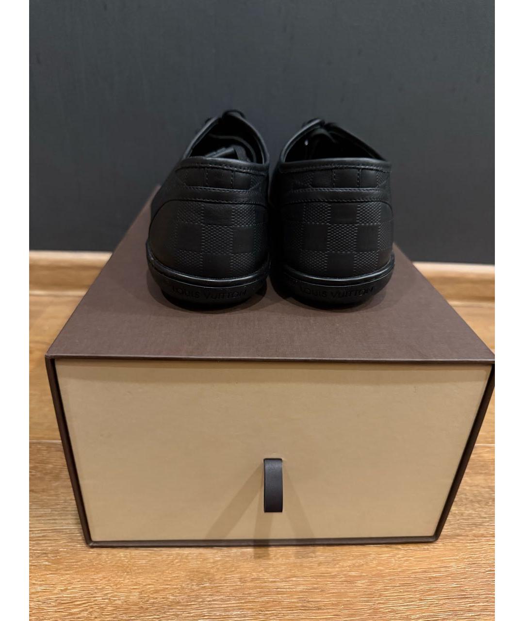 LOUIS VUITTON Черные кожаные низкие кроссовки / кеды, фото 4