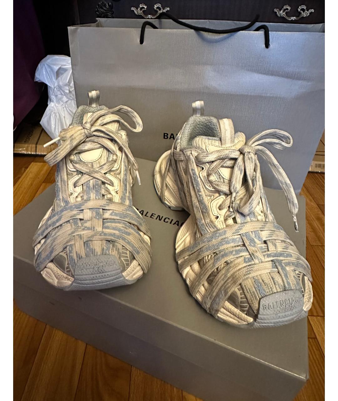 BALENCIAGA Белые текстильные кроссовки, фото 2