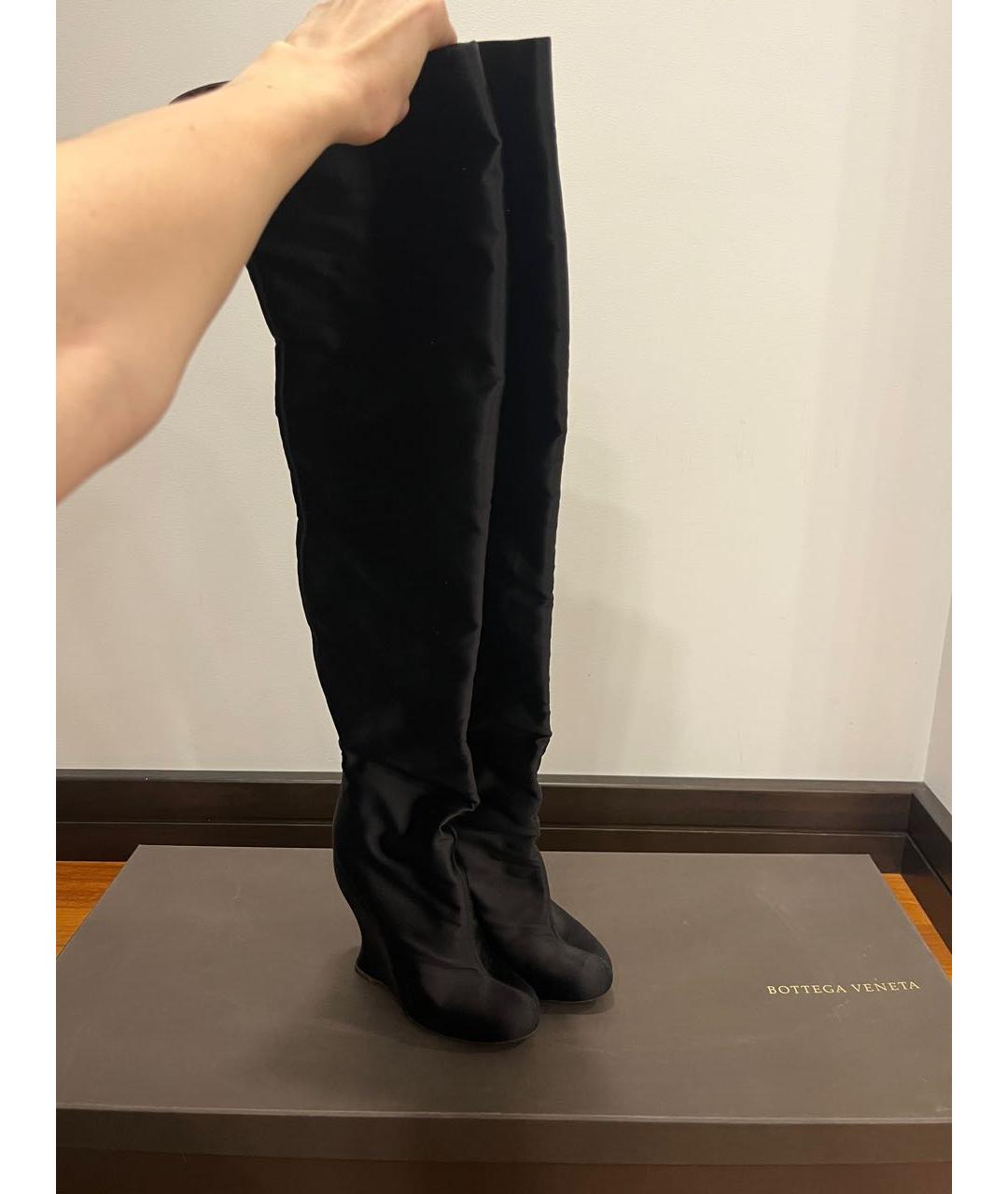 BOTTEGA VENETA Черные ботфорты, фото 2