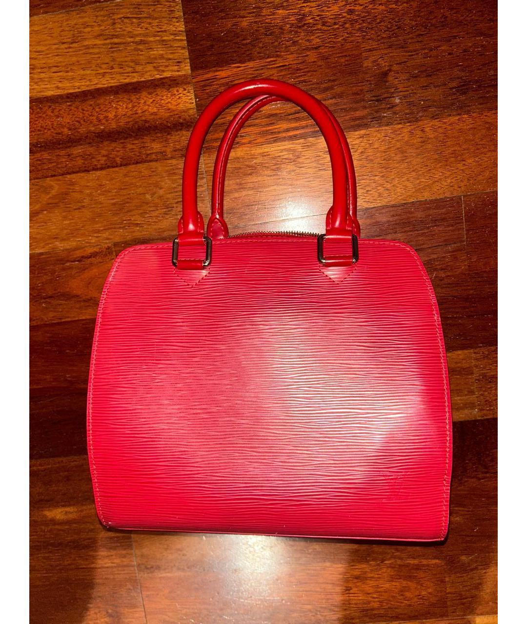 LOUIS VUITTON Красная кожаная сумка тоут, фото 7