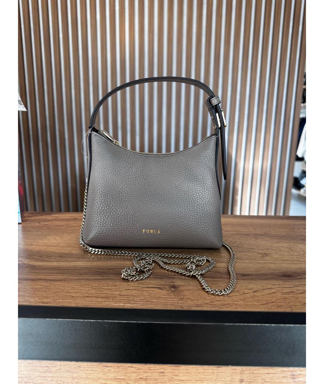 FURLA Бежевая кожаная сумка с короткими ручками, фото 6