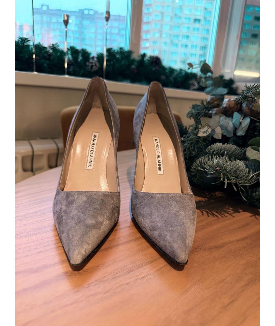 MANOLO BLAHNIK Антрацитовые замшевые туфли, фото 4