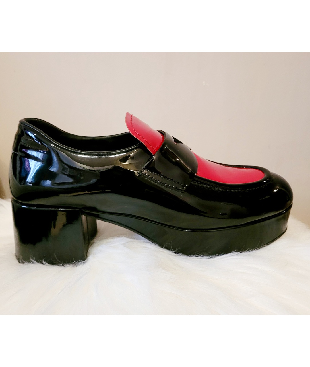 MIU MIU Черные туфли из лакированной кожи, фото 5