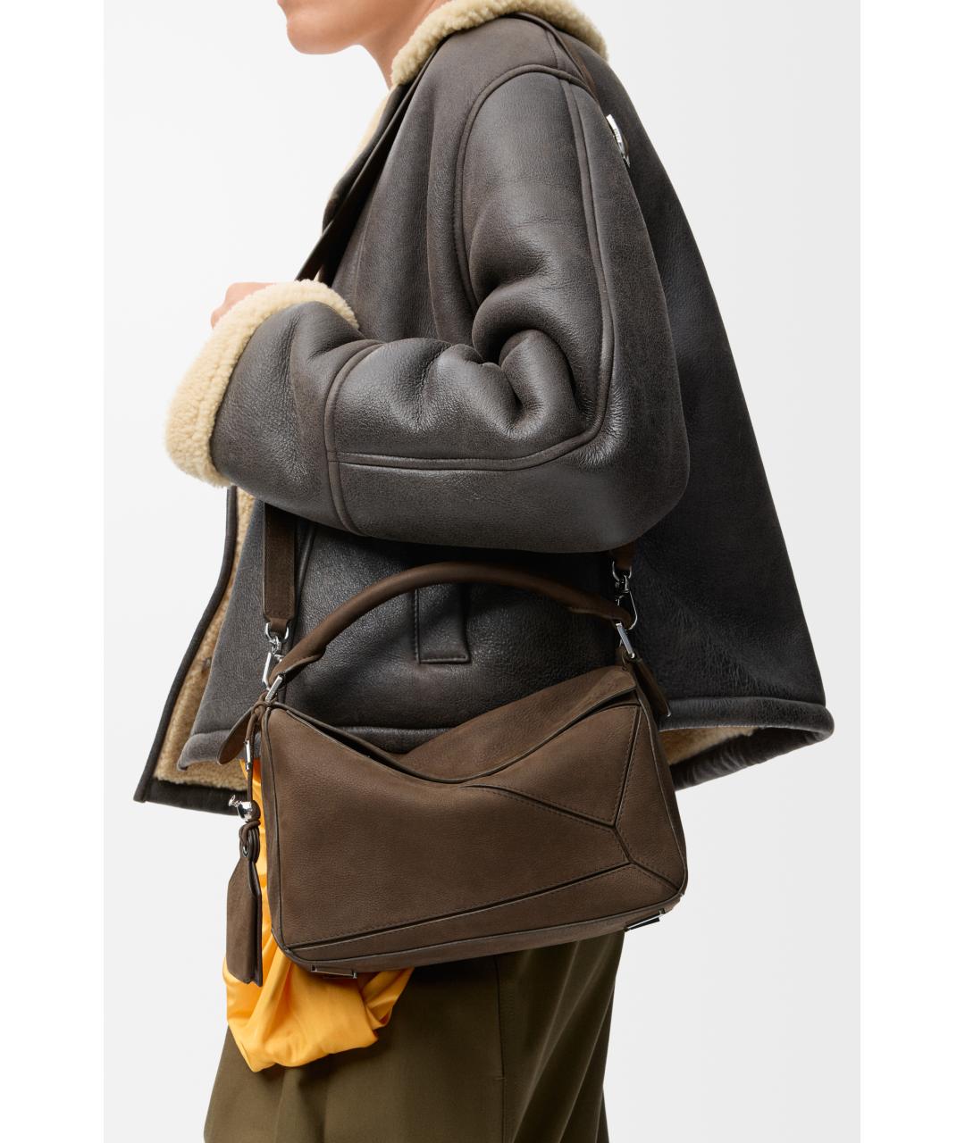 LOEWE Коричневая кожаная сумка через плечо, фото 3