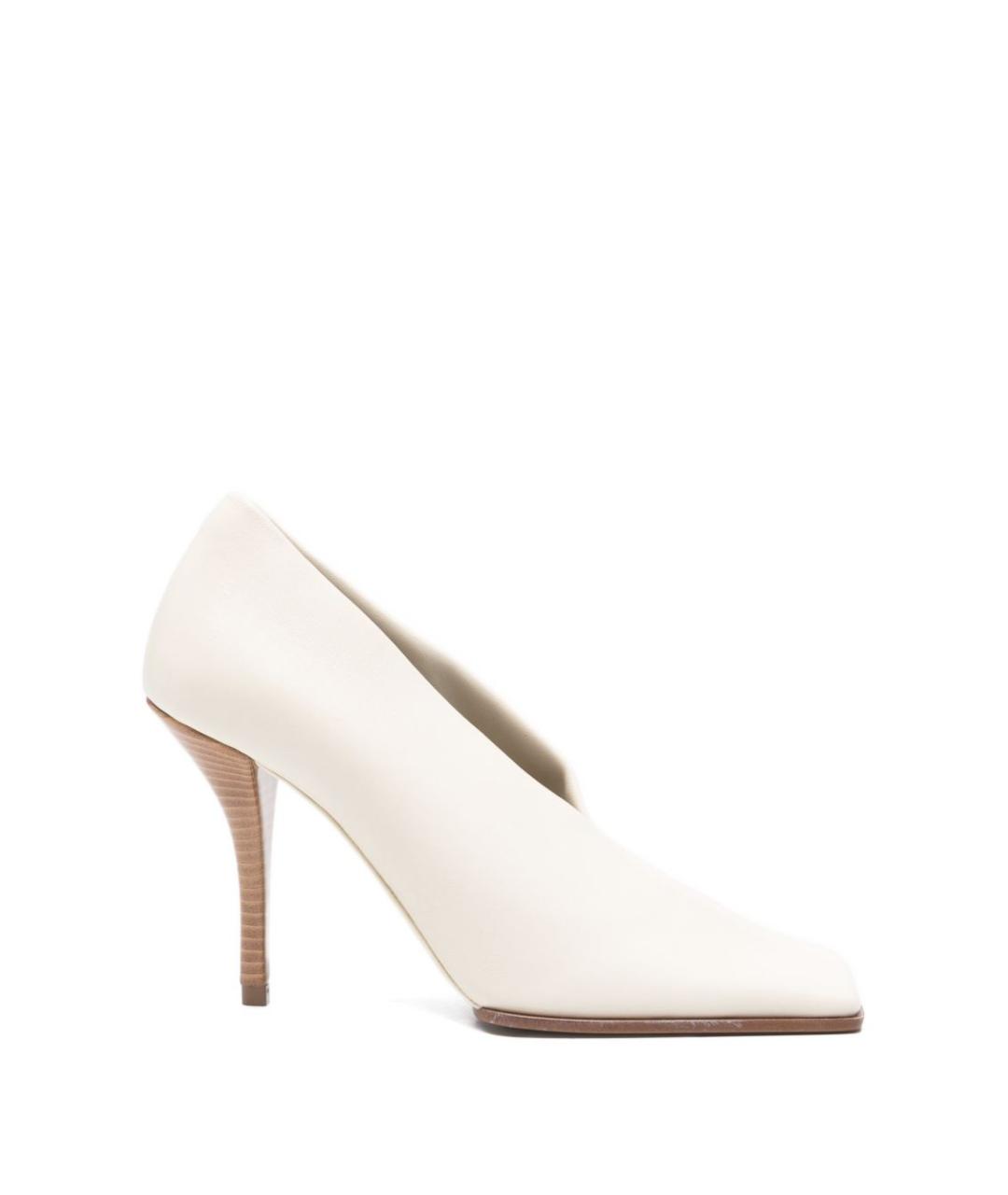 ALAIA Белые кожаные туфли, фото 1