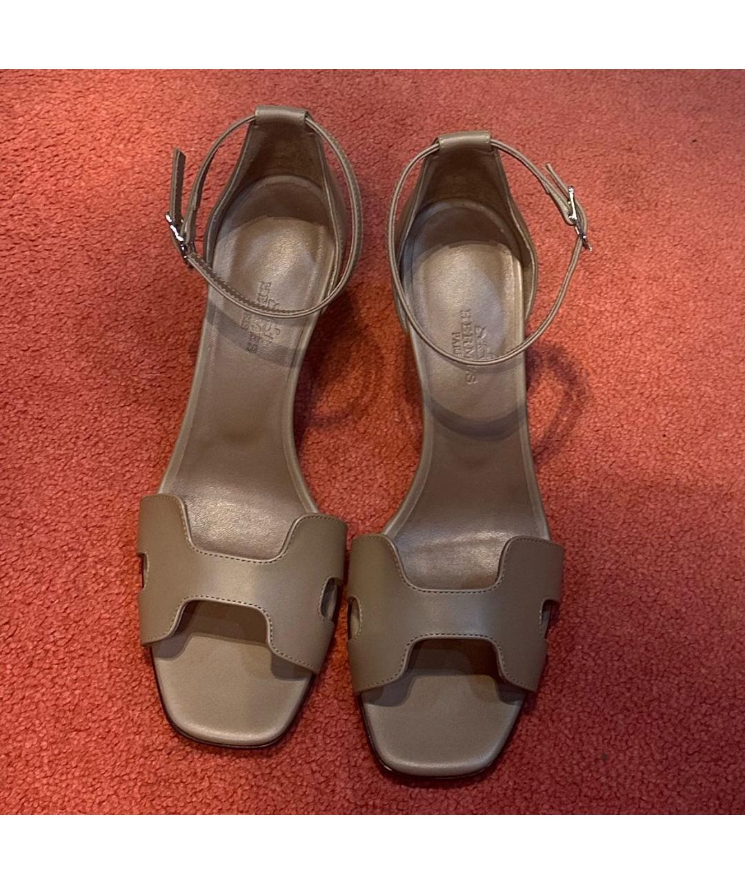 HERMES Бежевые кожаные босоножки, фото 4