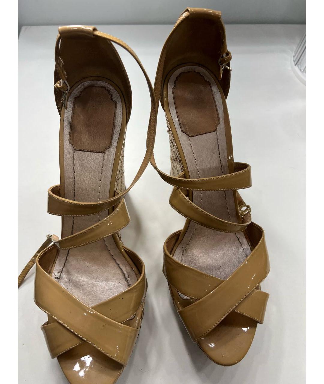CHRISTIAN DIOR Бежевые кожаные босоножки, фото 2