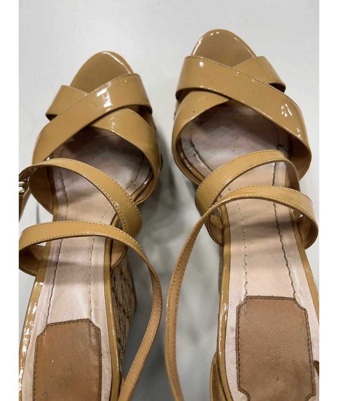 CHRISTIAN DIOR Бежевые кожаные босоножки, фото 3