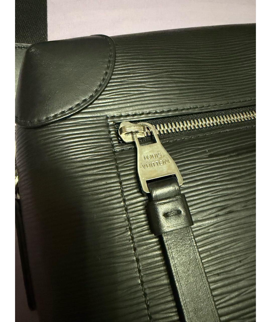 LOUIS VUITTON Черная кожаная сумка на плечо, фото 6