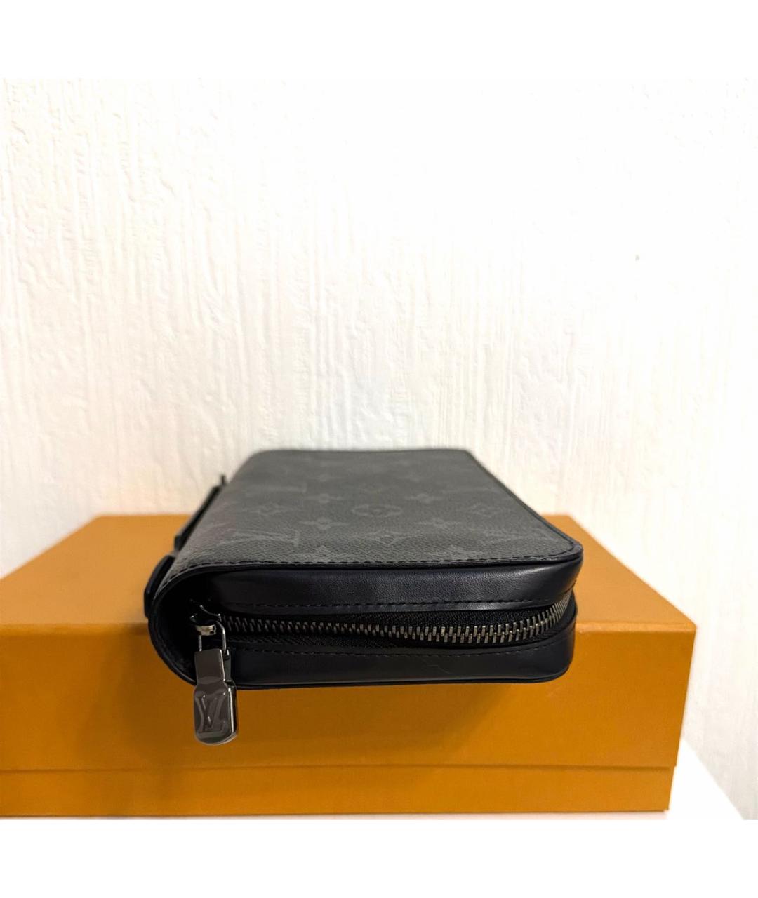 LOUIS VUITTON Черная кожаная барсетка, фото 4