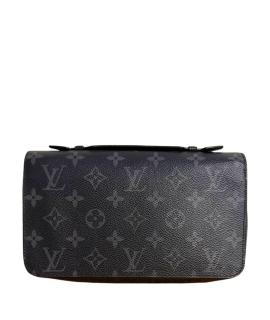 LOUIS VUITTON Барсетка