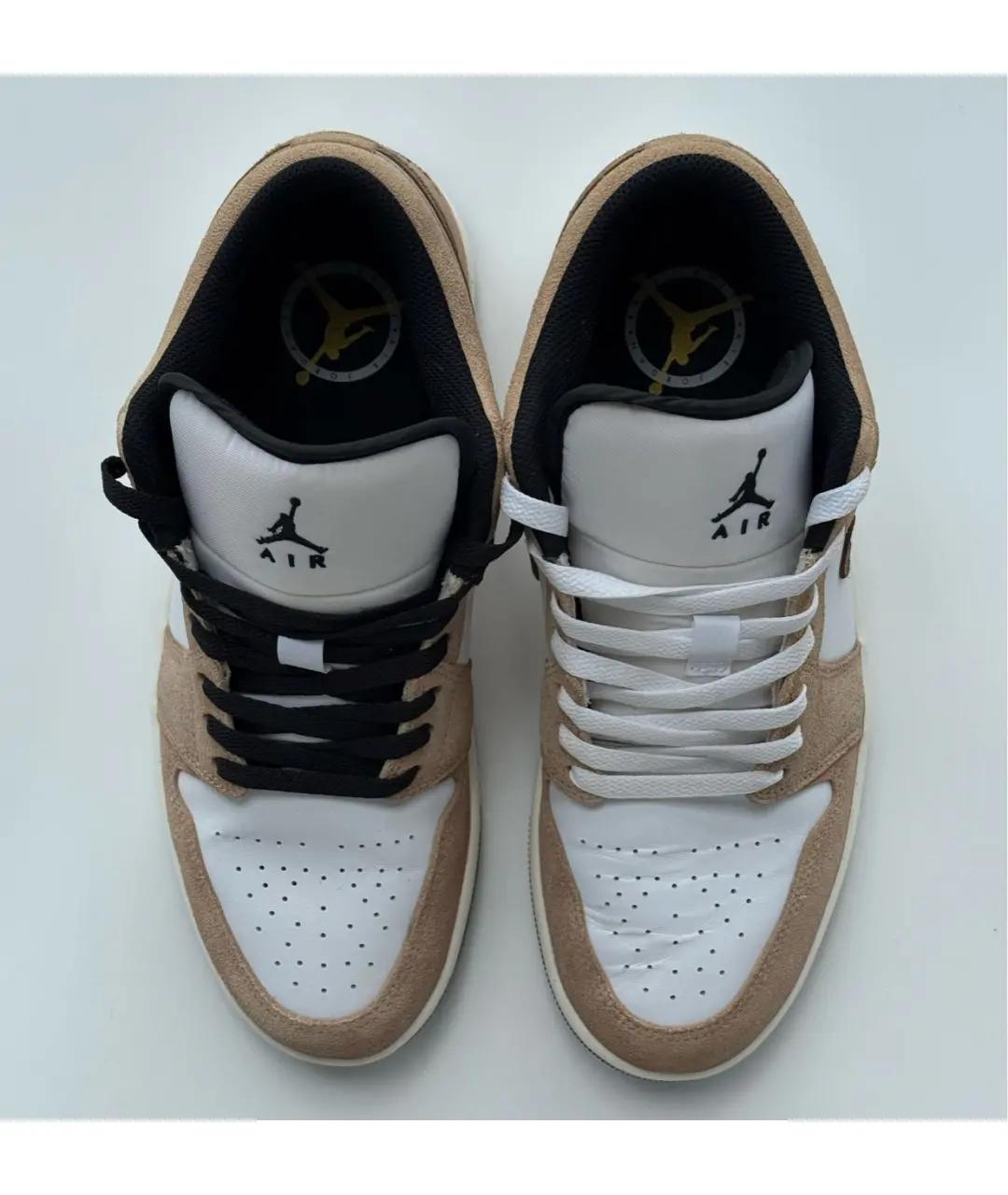 JORDAN Бежевые замшевые низкие кроссовки / кеды, фото 2