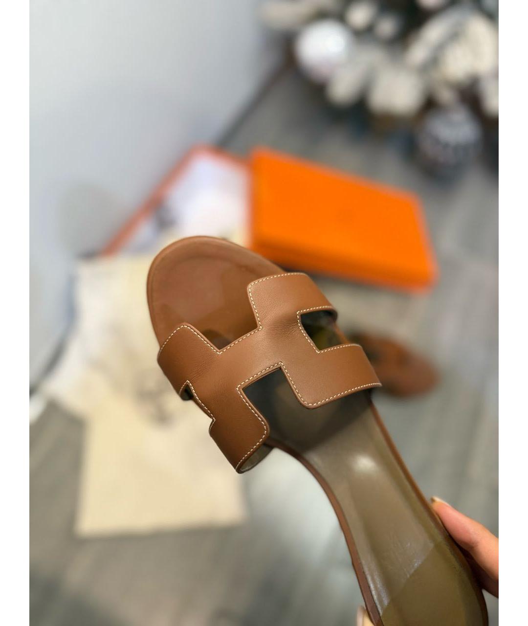 HERMES Коричневые кожаные сандалии, фото 5