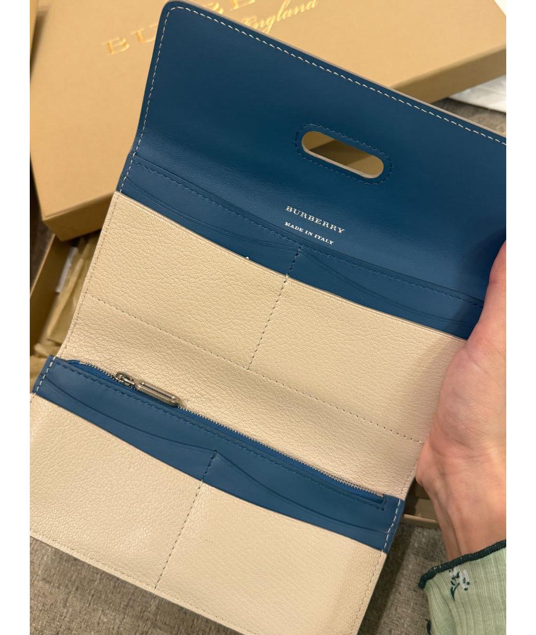 BURBERRY Бежевый кожаный кошелек, фото 3