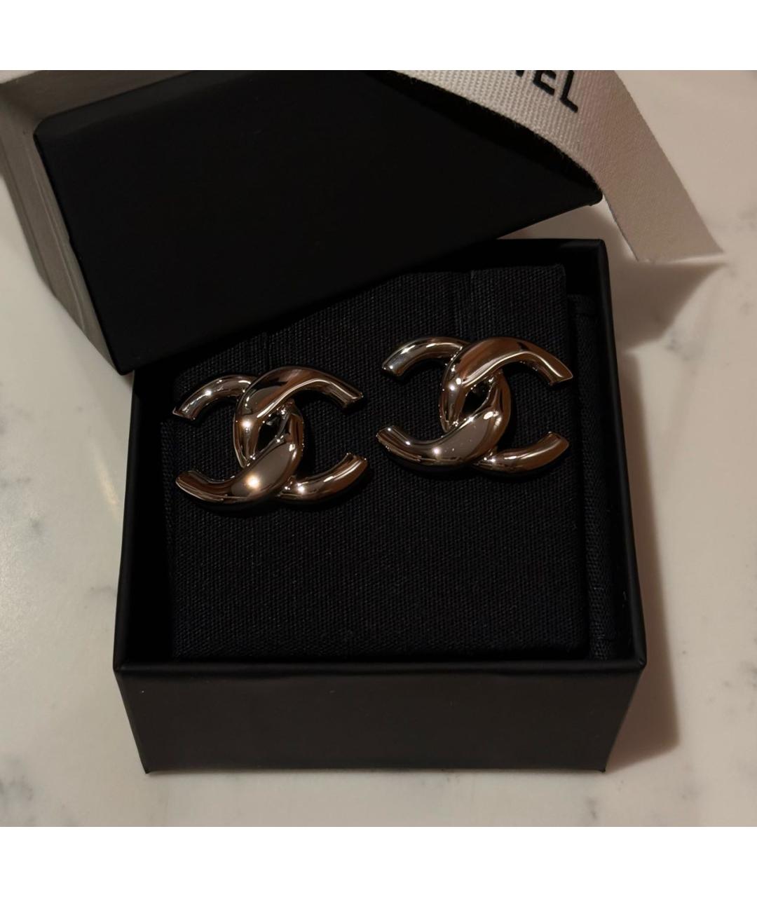 CHANEL Серебряные металлические серьги, фото 5