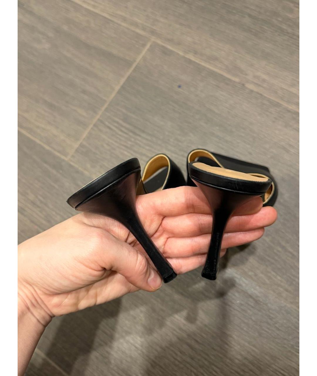 BOTTEGA VENETA Черные кожаные сабо, фото 4