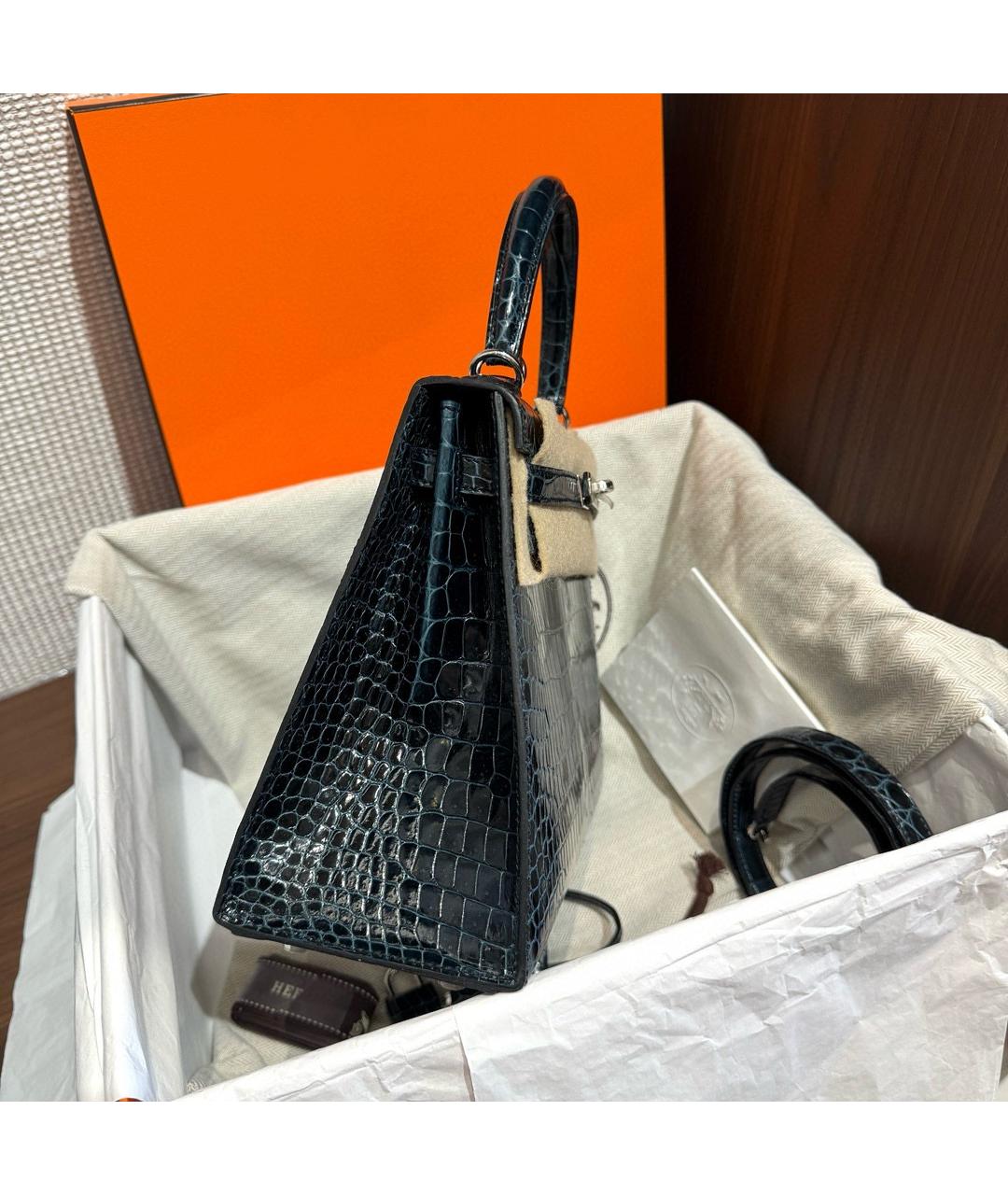 HERMES Зеленая сумка тоут из лакированной кожи, фото 4