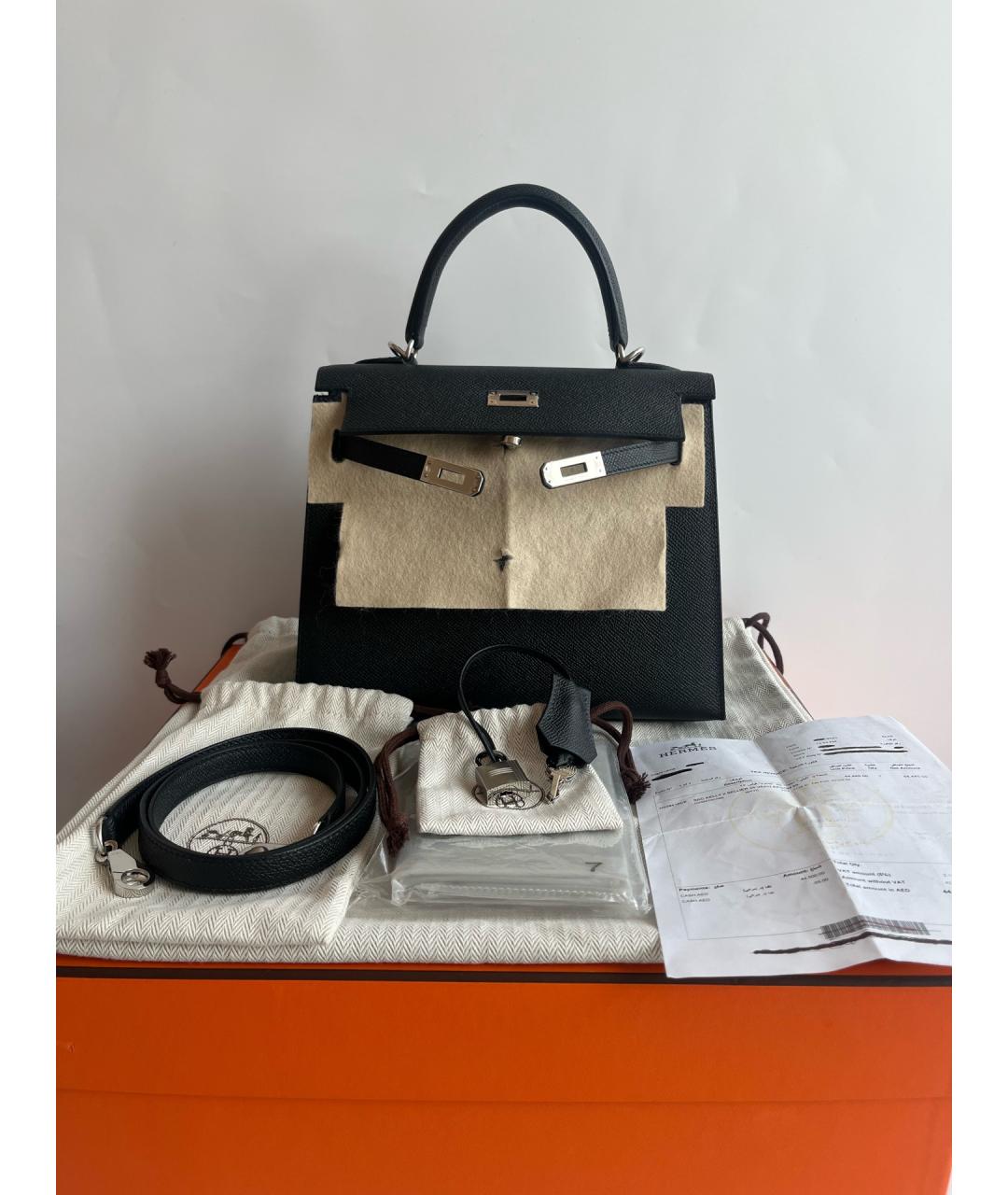 HERMES Черная кожаная сумка с короткими ручками, фото 2