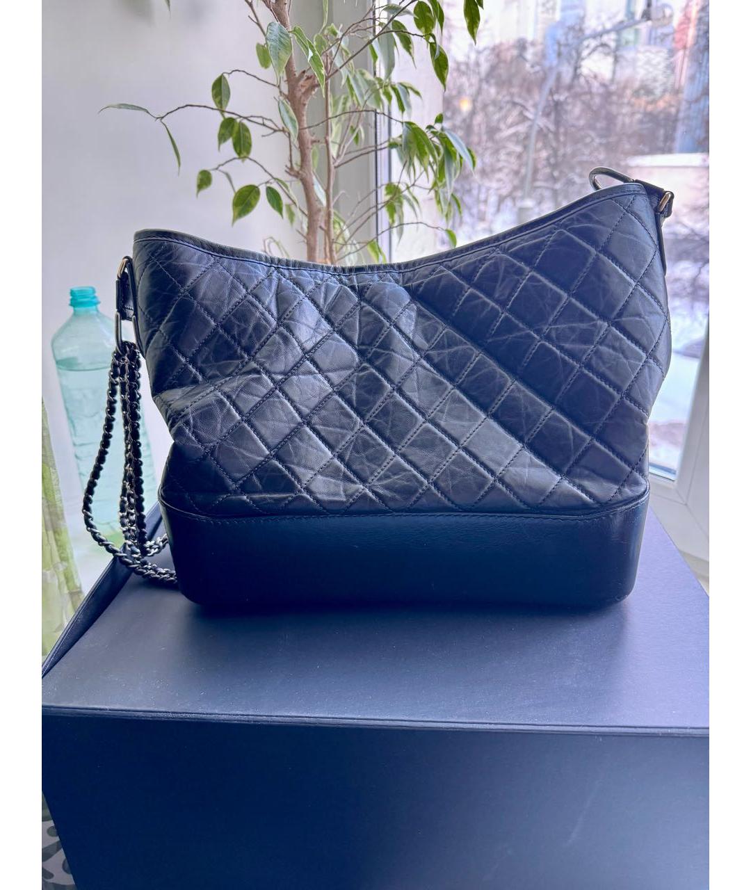 CHANEL Черная кожаная сумка через плечо, фото 2