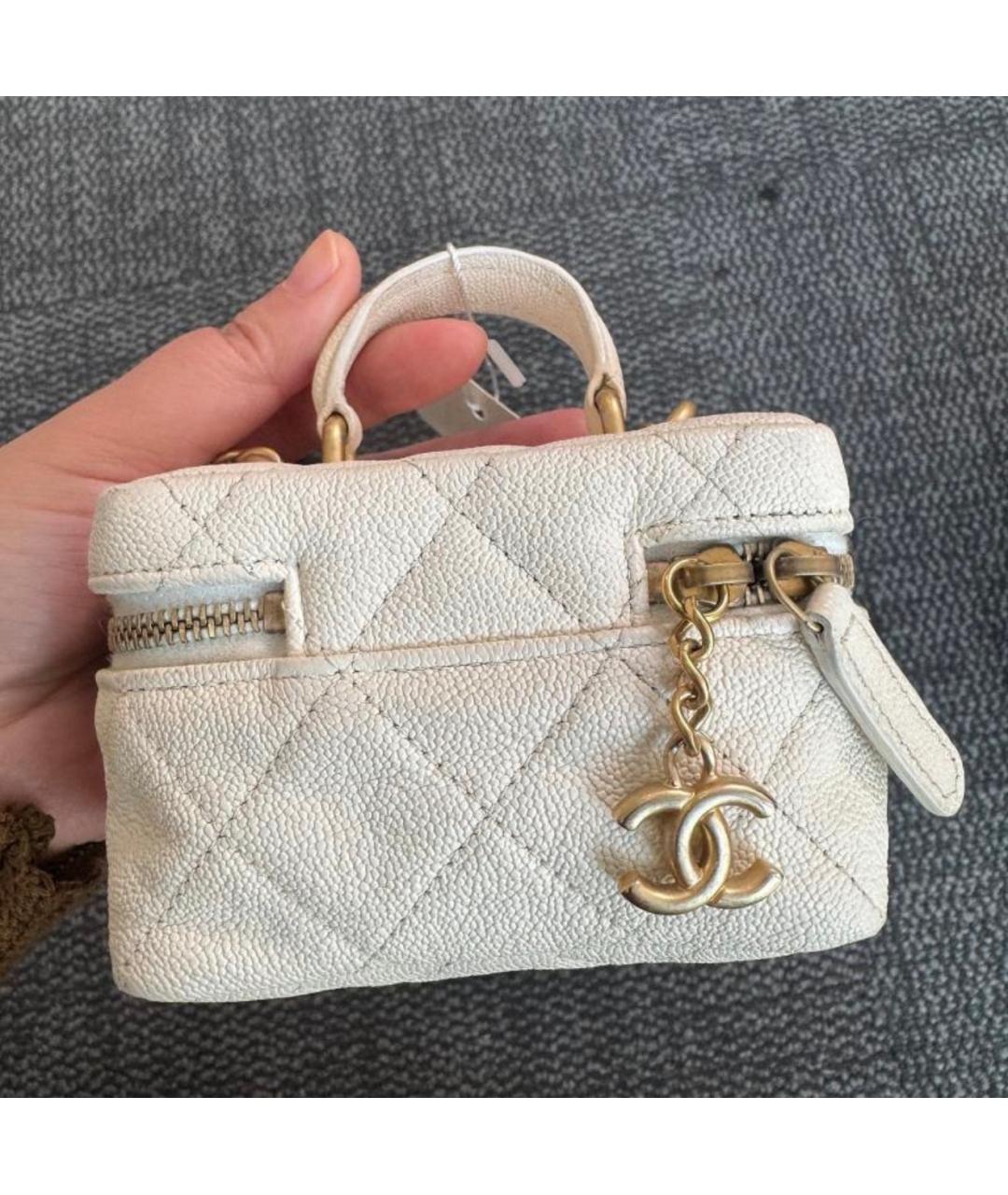 CHANEL Белая кожаная сумка через плечо, фото 3