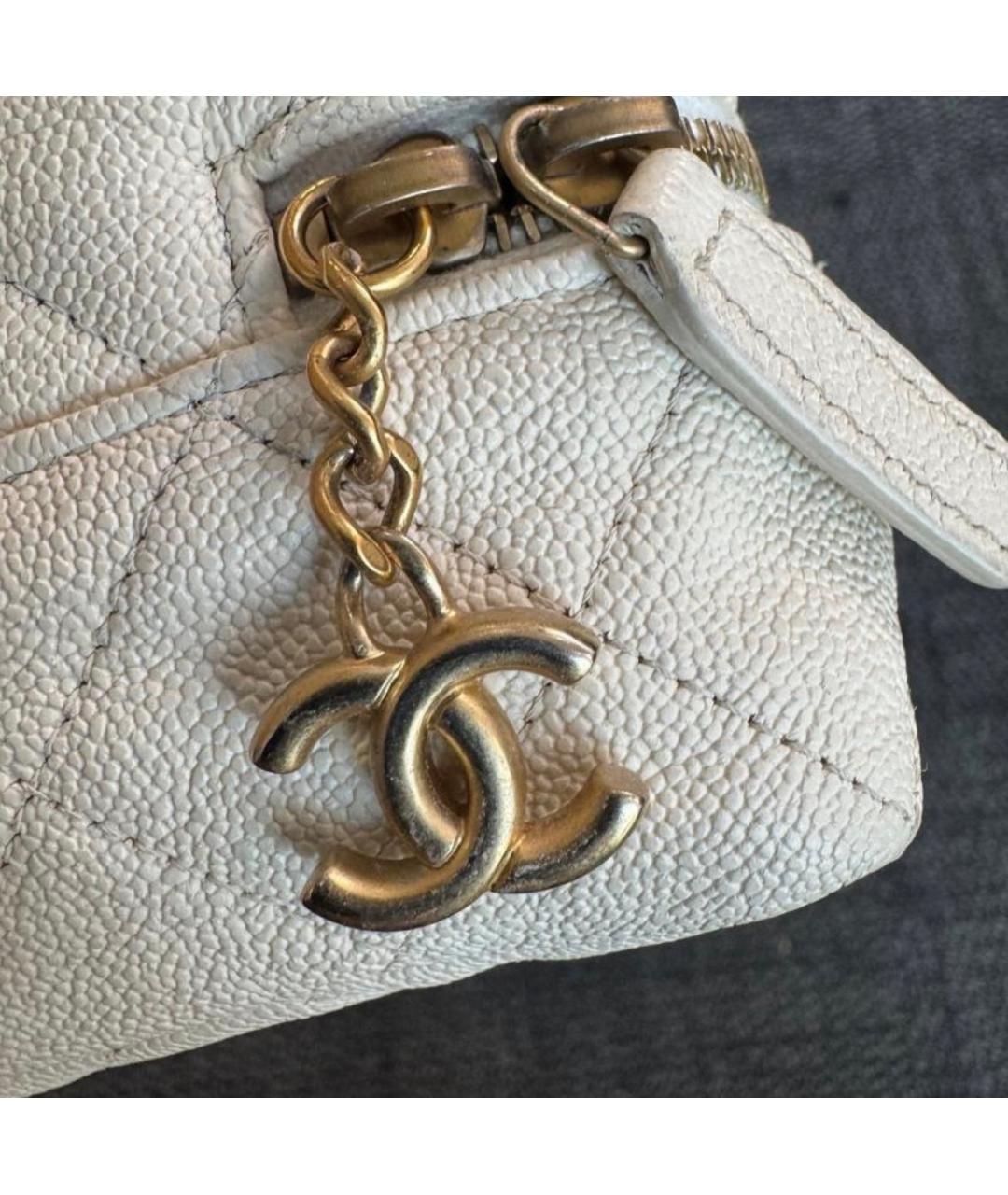 CHANEL Белая кожаная сумка через плечо, фото 9