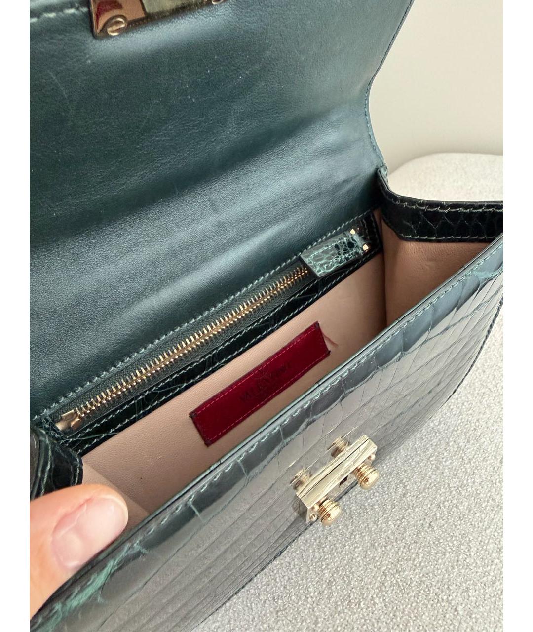 VALENTINO Черная сумка через плечо из экзотической кожи, фото 4