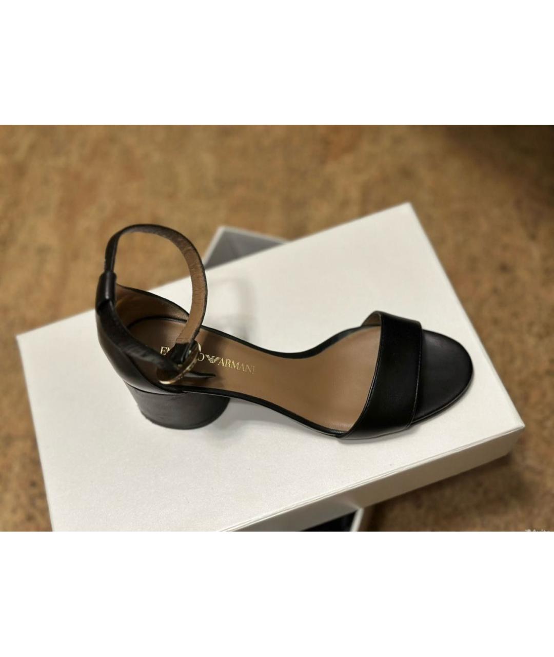 EMPORIO ARMANI Черные кожаные босоножки, фото 2