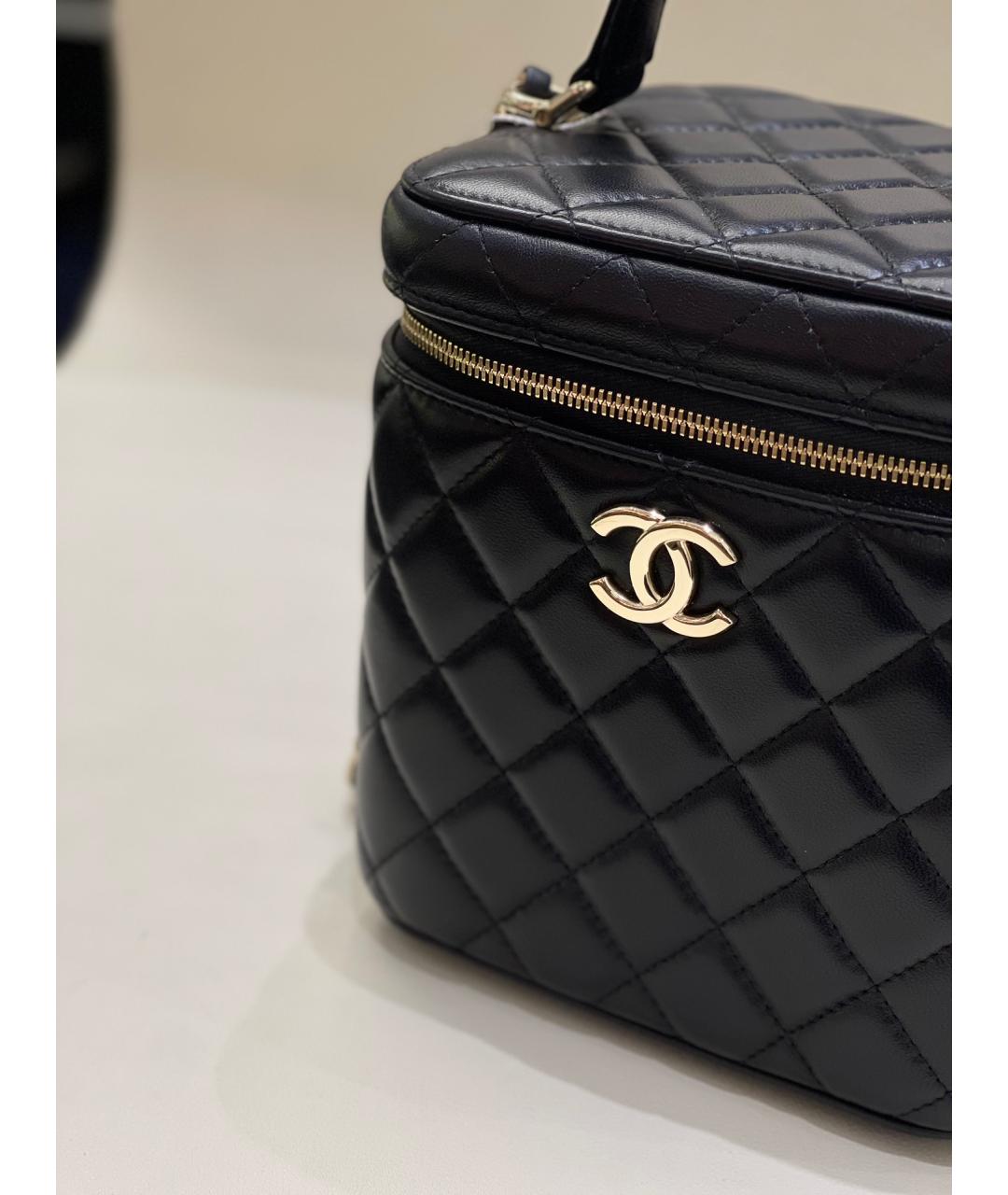 CHANEL Черная кожаная сумка через плечо, фото 7