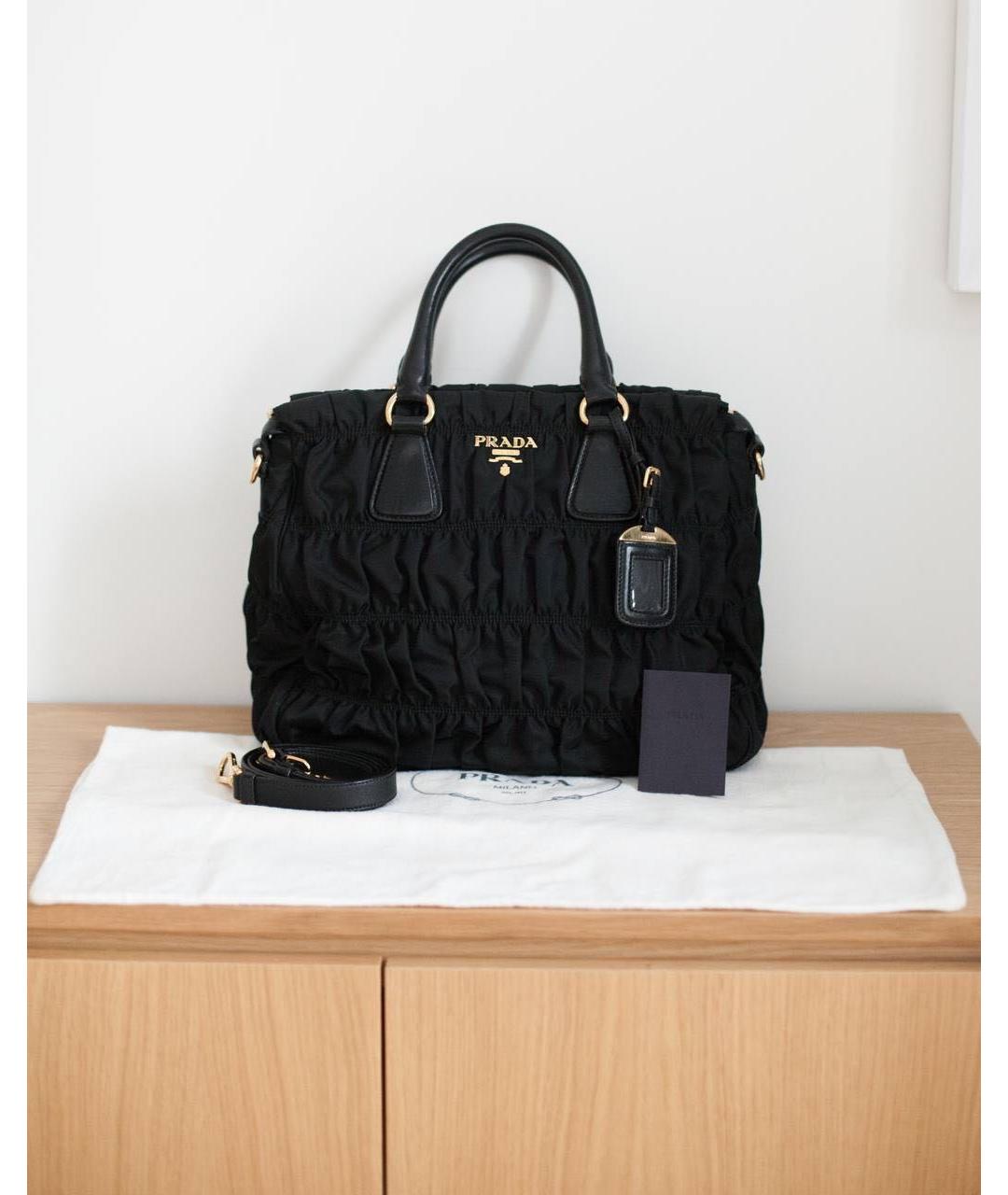 PRADA Черная кожаная сумка с короткими ручками, фото 8