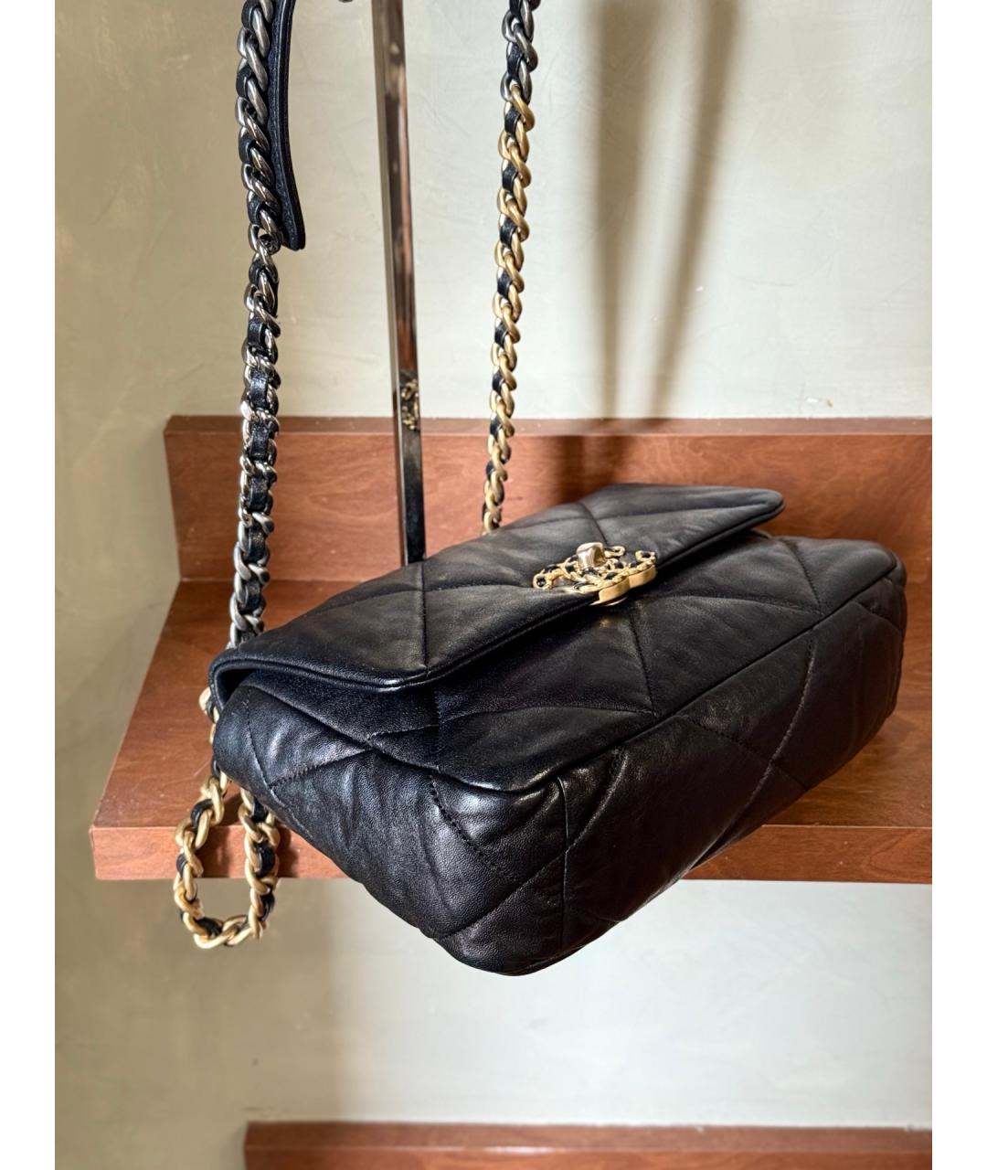 CHANEL Черная кожаная сумка через плечо, фото 5