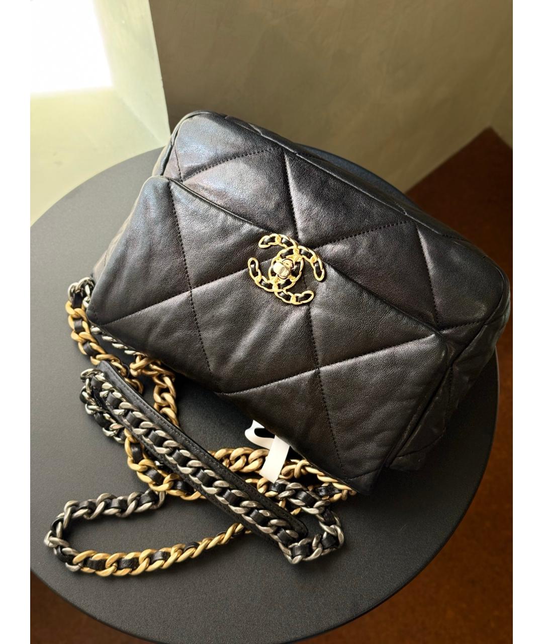 CHANEL Черная кожаная сумка через плечо, фото 8
