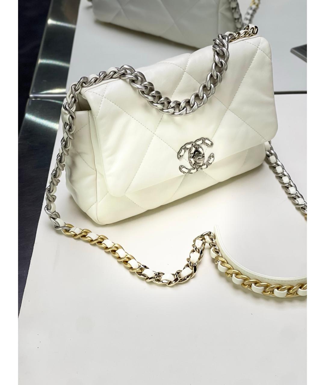 CHANEL Белая кожаная сумка через плечо, фото 10
