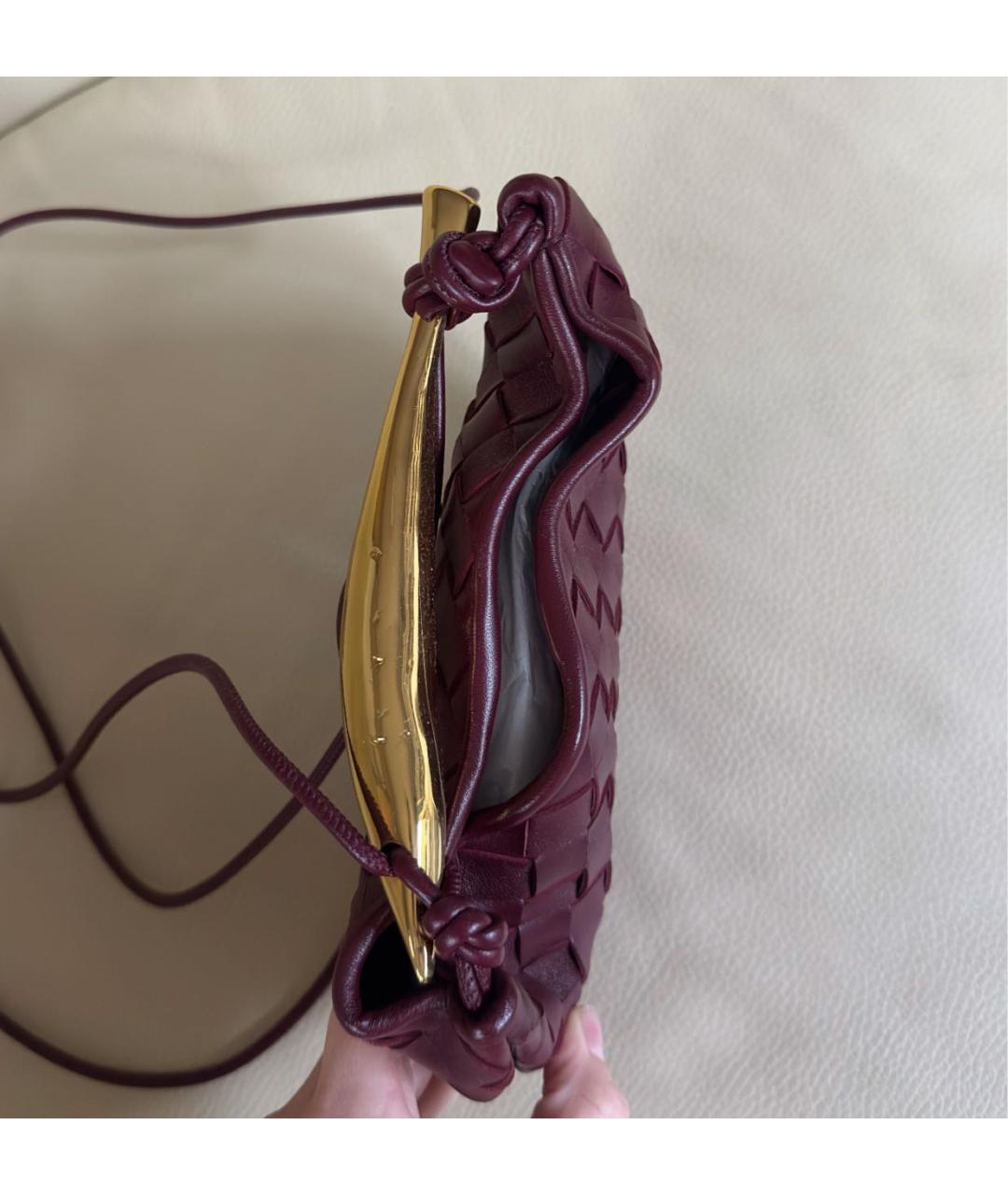 BOTTEGA VENETA Бордовая кожаная сумка с короткими ручками, фото 2