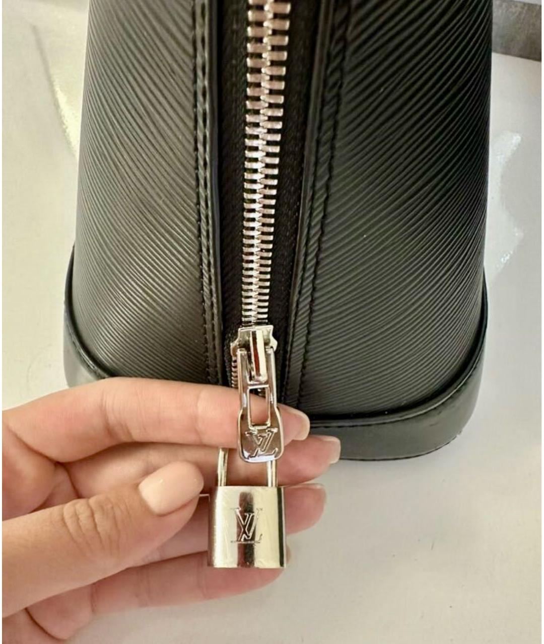 LOUIS VUITTON Черная кожаная сумка с короткими ручками, фото 4