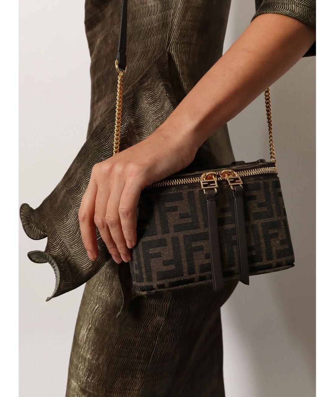 FENDI Коричневая сумка с короткими ручками, фото 2