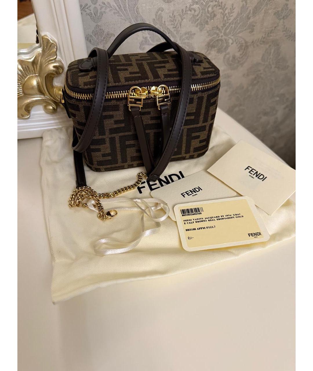 FENDI Коричневая сумка с короткими ручками, фото 5