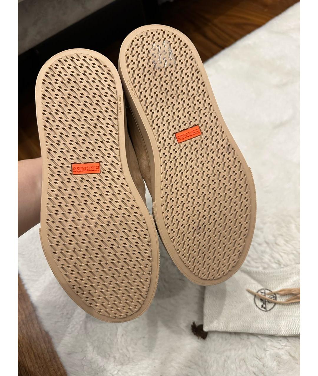 HERMES Бежевые замшевые кроссовки, фото 5